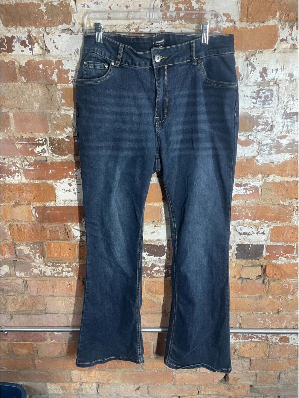 BloomChic Womens 14 Dark Wash Blue Bootcut Denim Jeans Five Pocket
